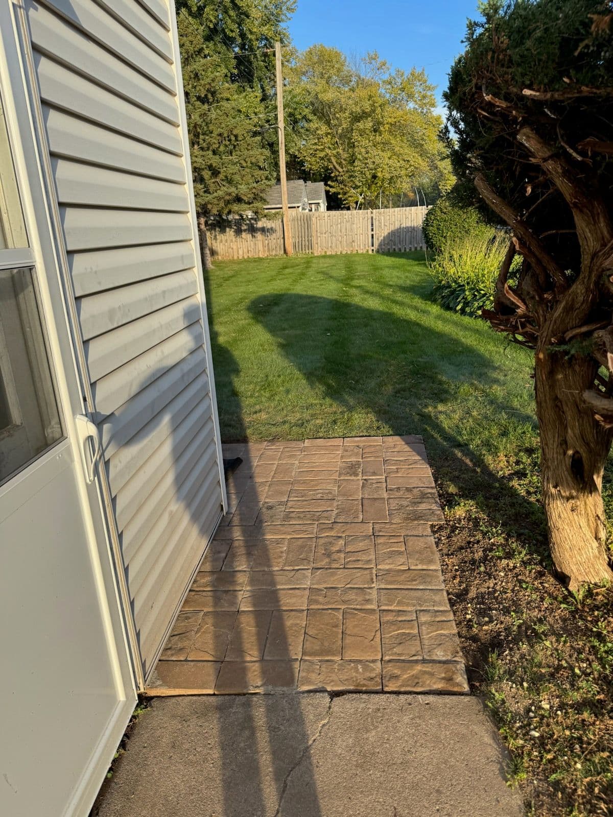 Beautiful Stone Walkway Installed in St. Paul image